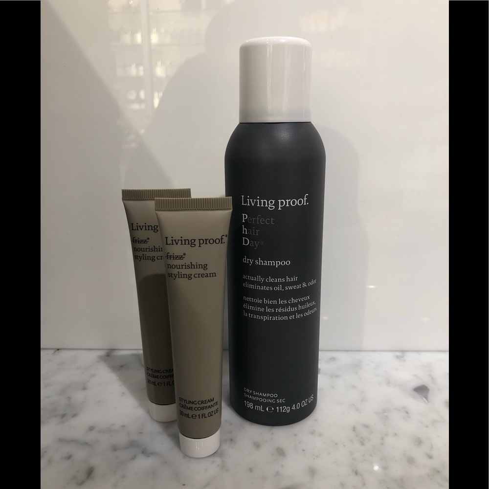 Living proof dry shampoo w/2 deluxe samples